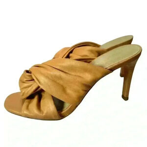 CARVELA real leather ladies Beige stiletoe mule style sandal size 38